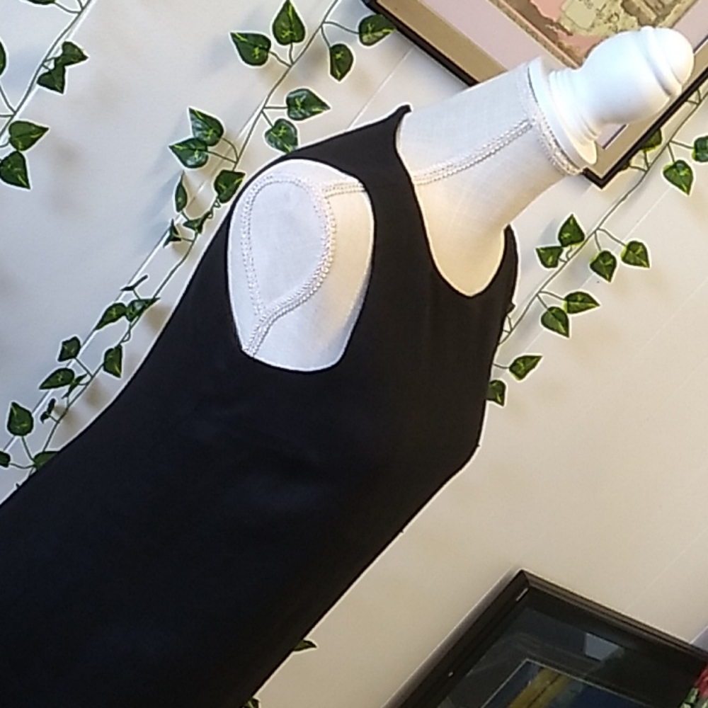 Just... Taylor Black Linen w/ Ruffled Bottom sz 2 - Picture 7 of 12